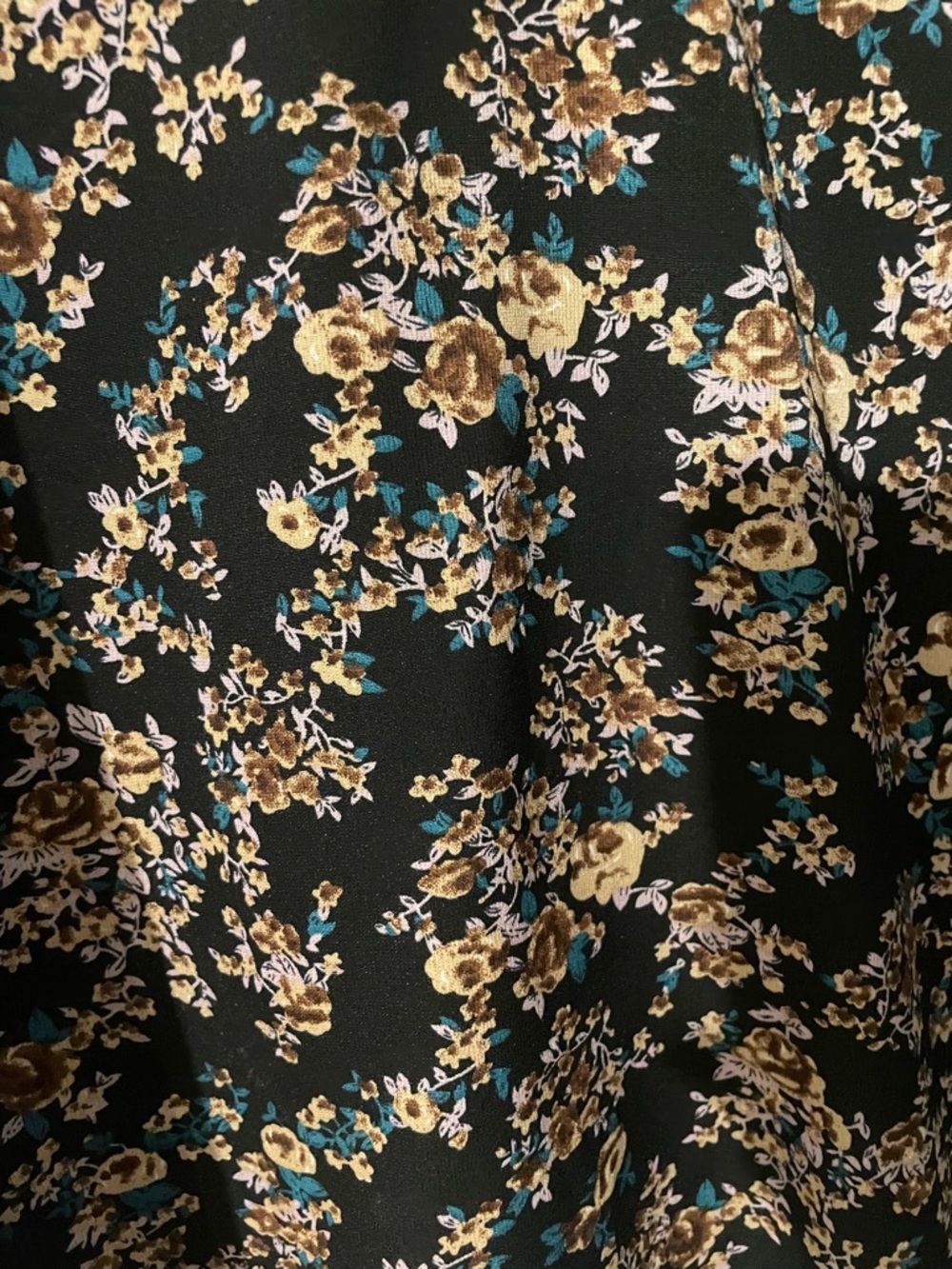 Women's Floral Short-Sleeve Top - cream and Black - Picture 3 of 3